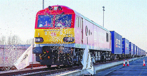 中歐班列鐵路今年1月開(kāi)行數(shù)量比去年增長(zhǎng)了11%